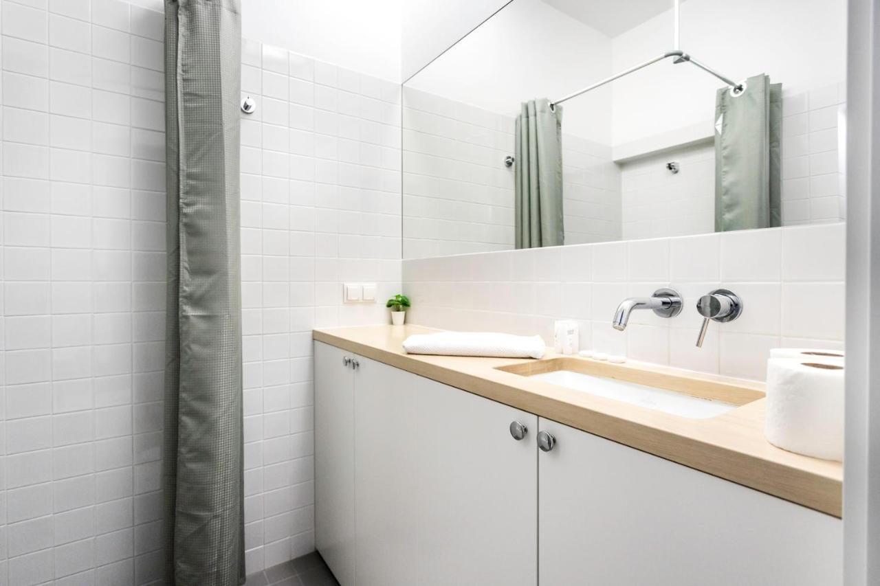 P&O Serviced Apartments Warecka Street Варшава Екстериор снимка