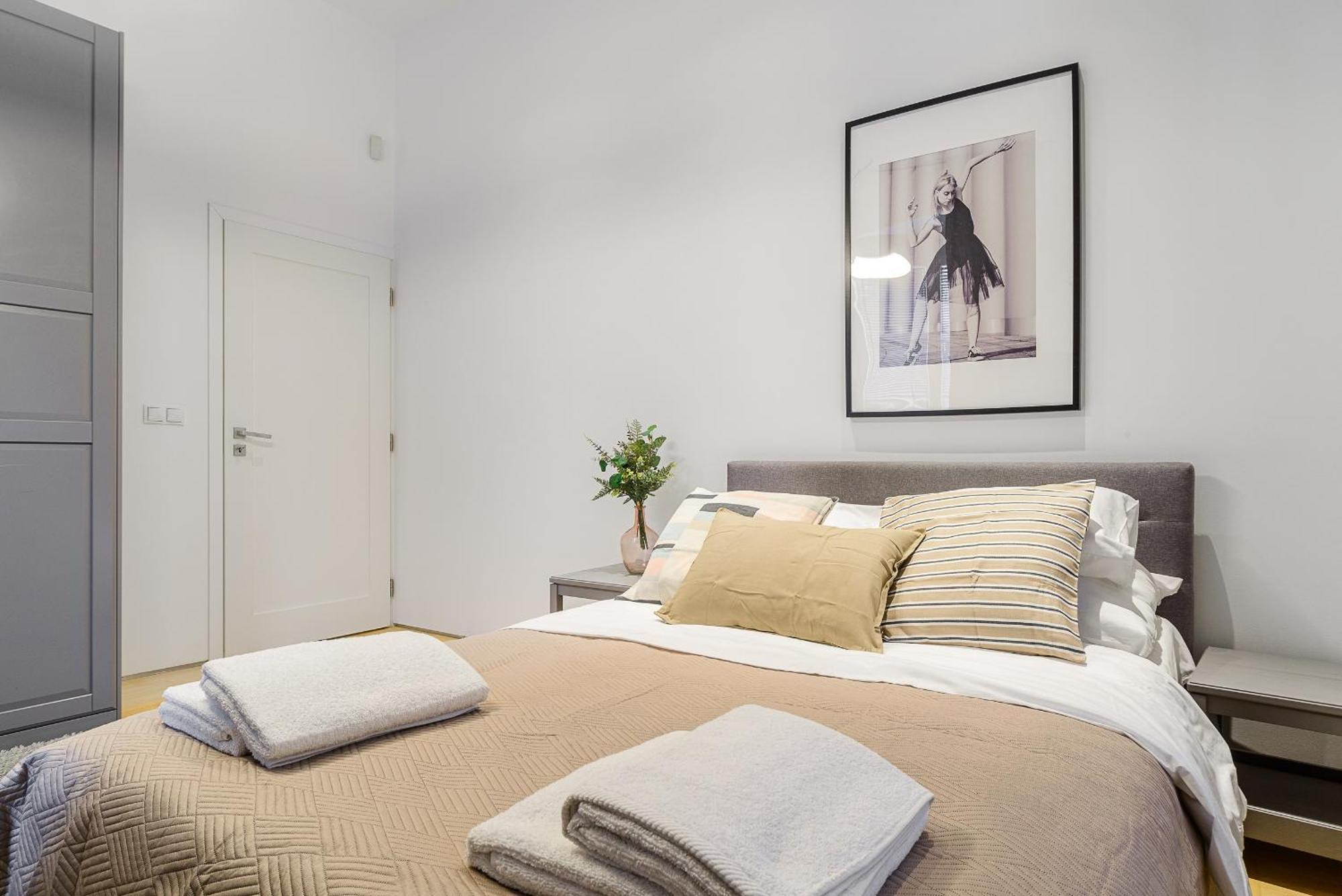 P&O Serviced Apartments Warecka Street Варшава Екстериор снимка