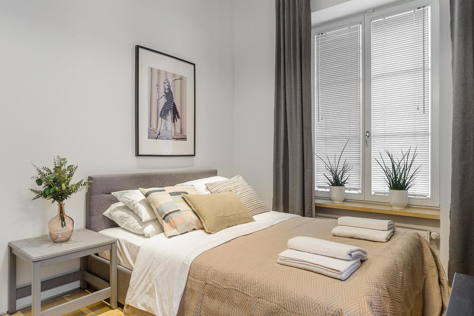P&O Serviced Apartments Warecka Street Варшава Екстериор снимка