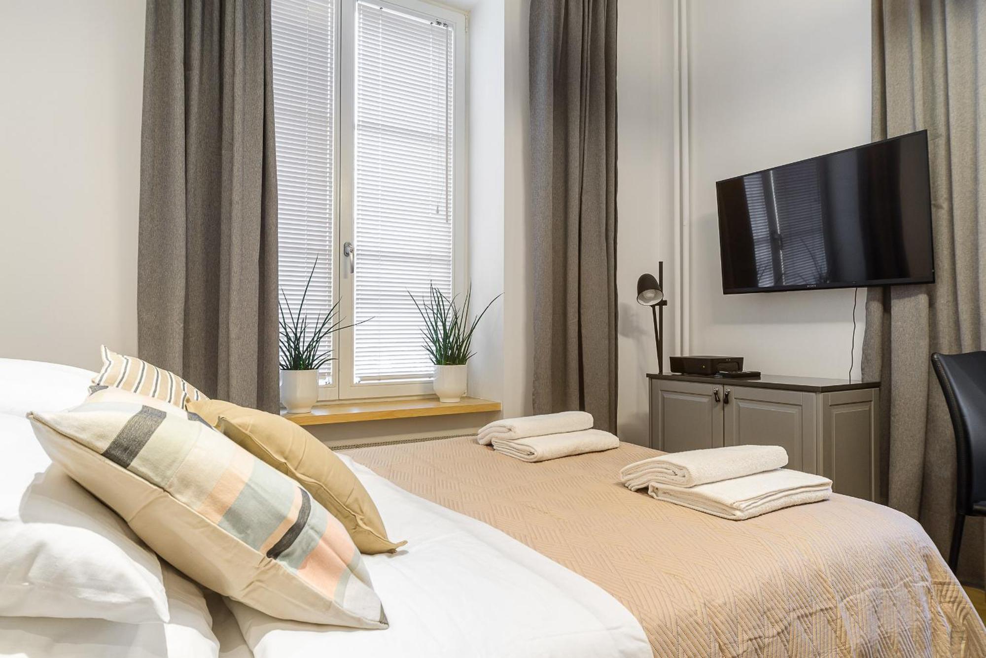 P&O Serviced Apartments Warecka Street Варшава Екстериор снимка