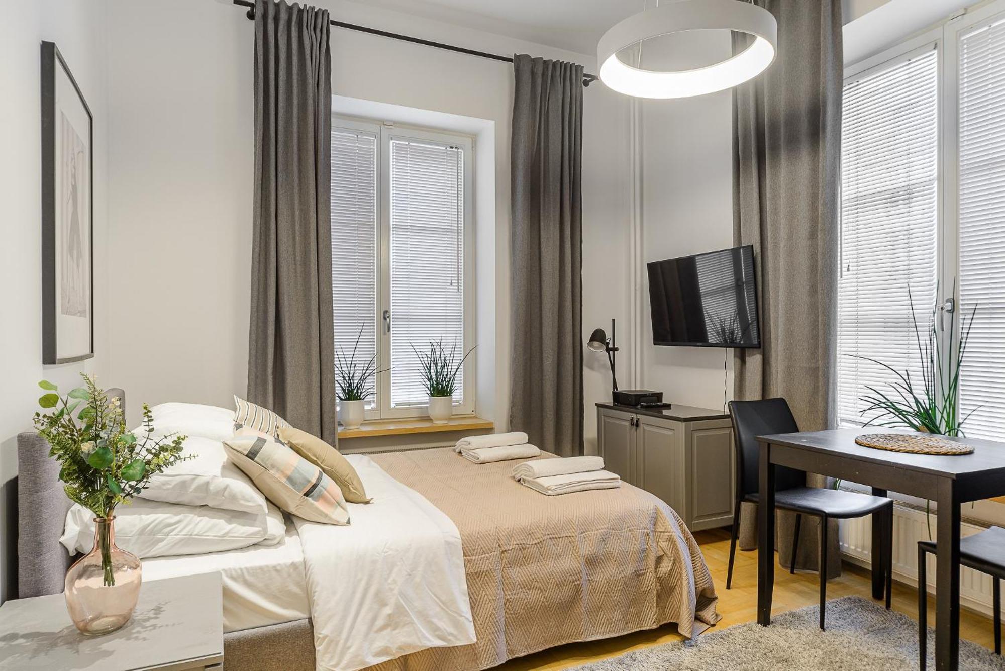 P&O Serviced Apartments Warecka Street Варшава Екстериор снимка
