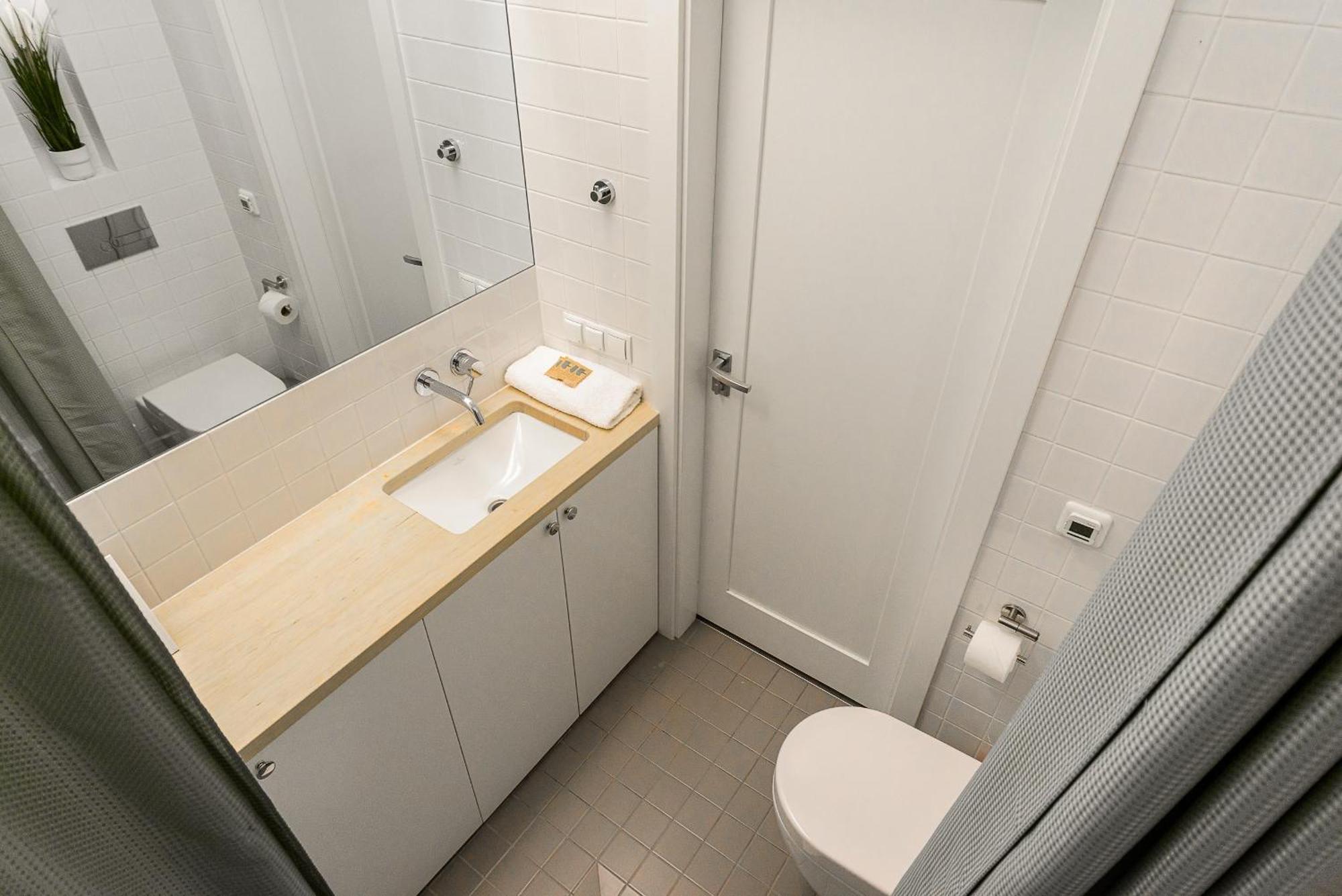 P&O Serviced Apartments Warecka Street Варшава Екстериор снимка