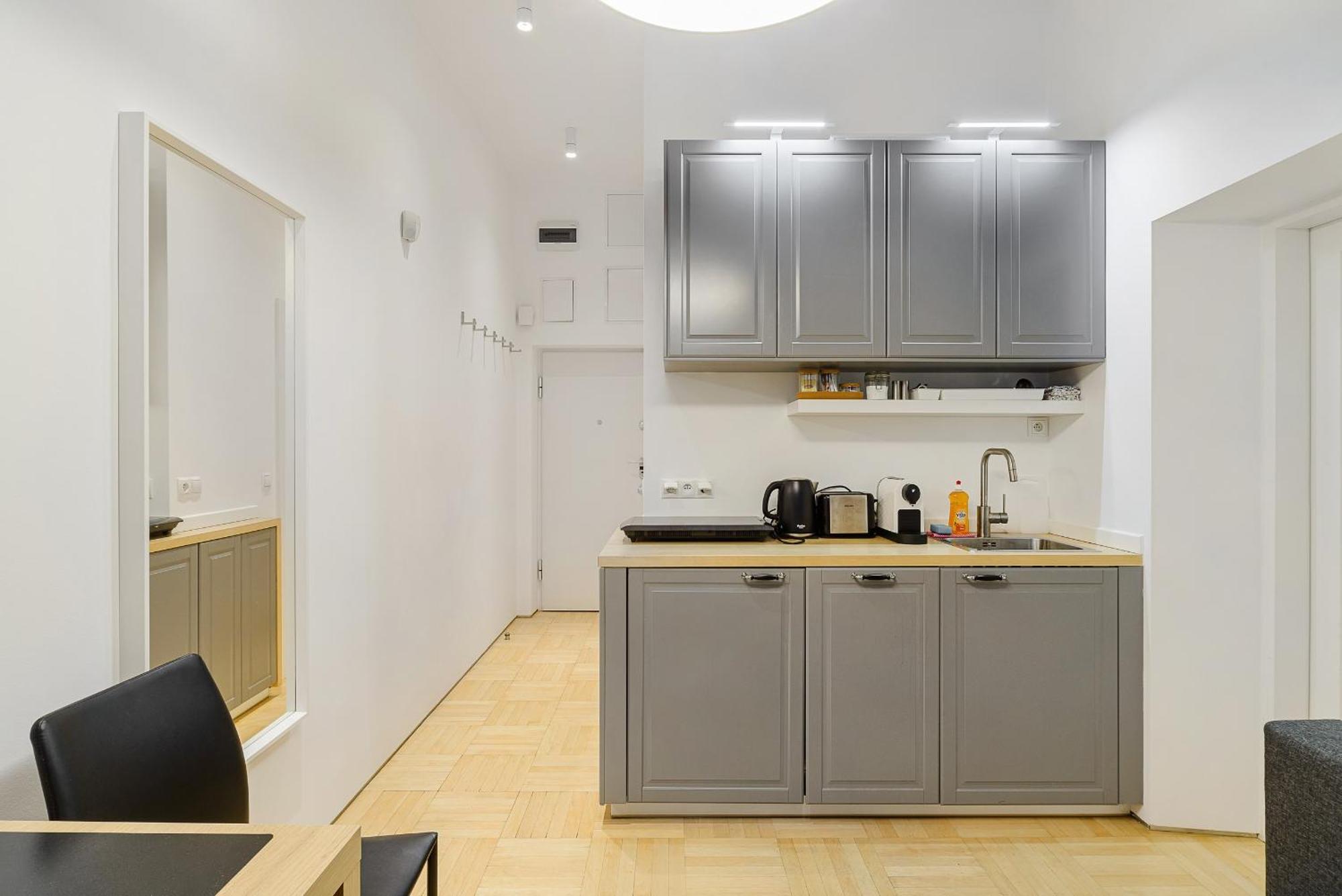 P&O Serviced Apartments Warecka Street Варшава Екстериор снимка